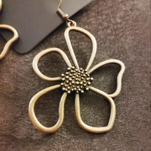 Gold Flower Drop Earrings